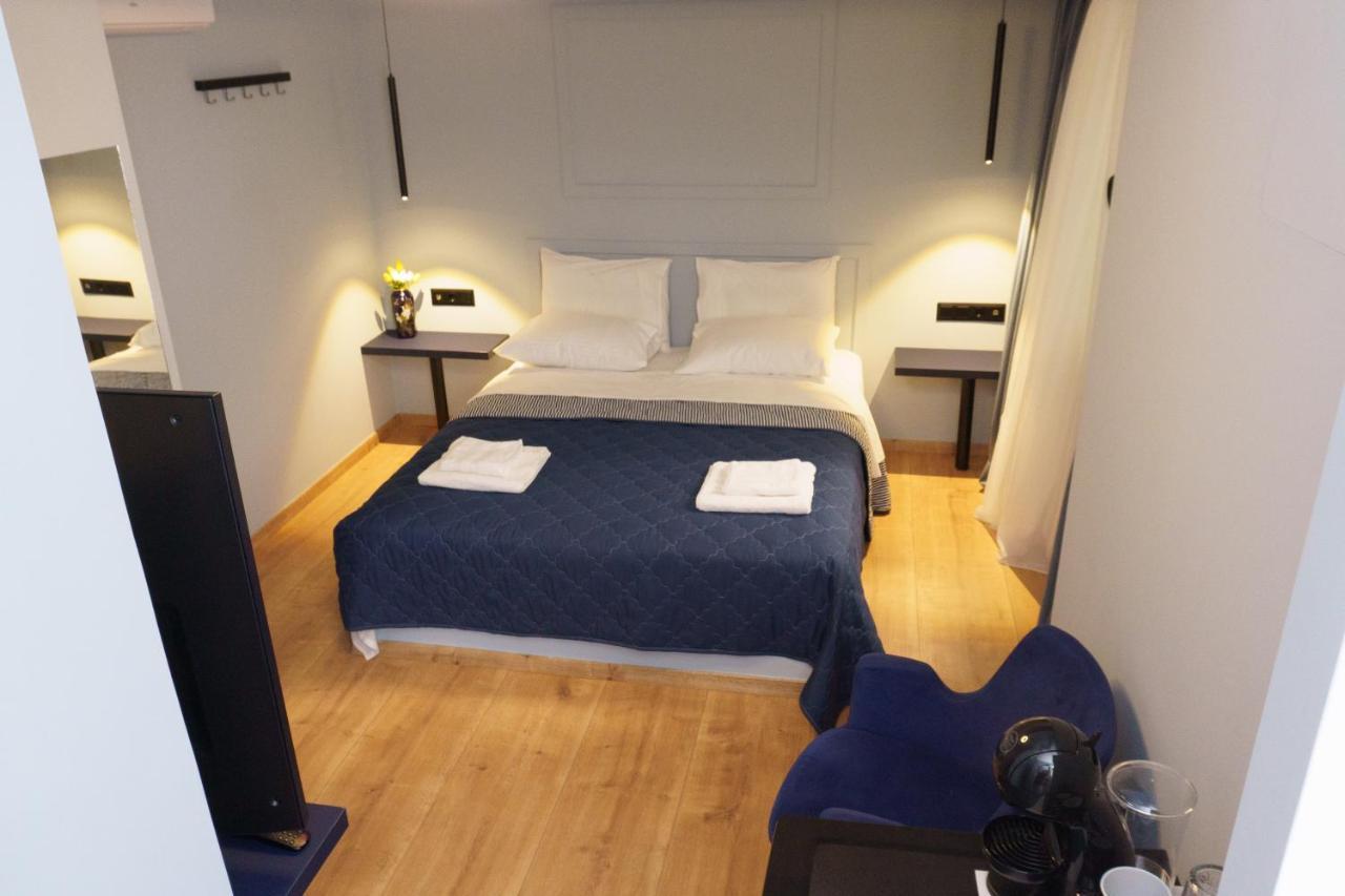Sani Deluxe Suites Home- Monastiraki Square - Brand New Home Athen Eksteriør billede