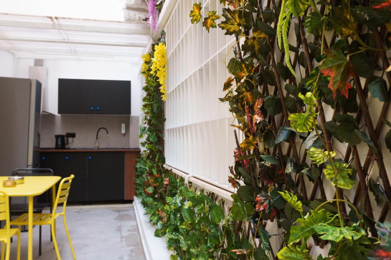 Sani Deluxe Suites Home- Monastiraki Square - Brand New Home Athen Eksteriør billede