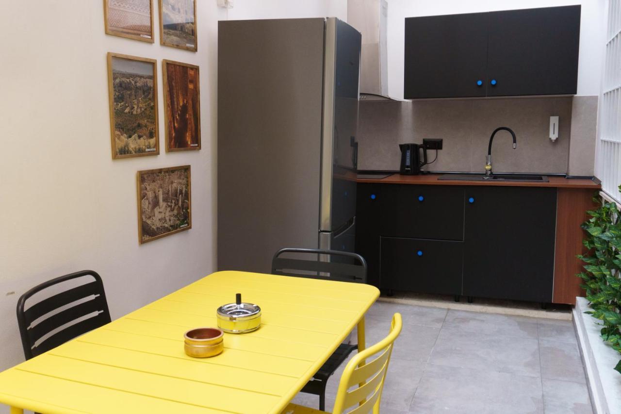 Sani Deluxe Suites Home- Monastiraki Square - Brand New Home Athen Eksteriør billede